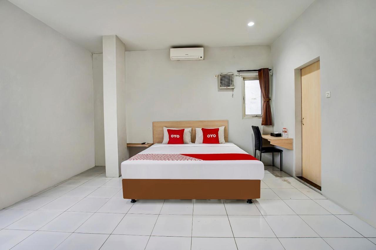 Hotel Reddoorz @ Pelajar Pejuang 3 Bandung Esterno foto