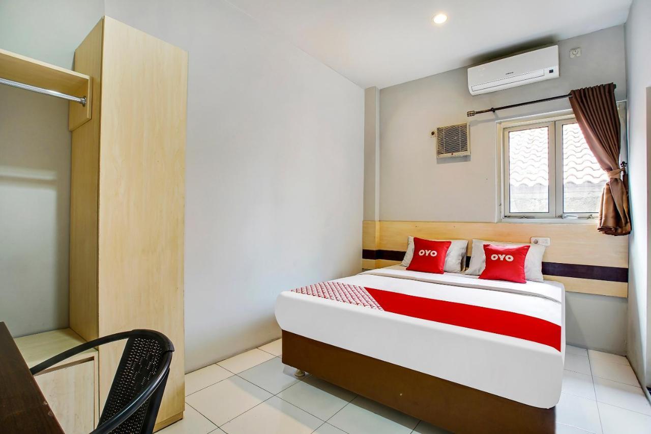 Hotel Reddoorz @ Pelajar Pejuang 3 Bandung Esterno foto
